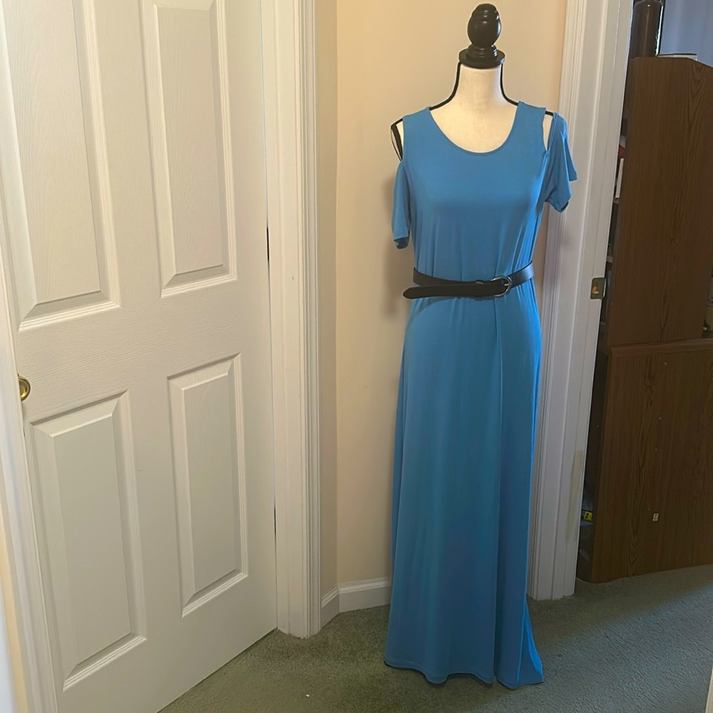 Never worn. Beach/Summer Dress Size Missy L